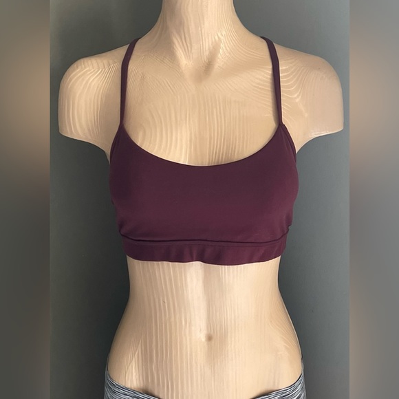 Lululemon Flow Y Bra Nulu *Light Support, B/C Cup - Picture 2 of 8